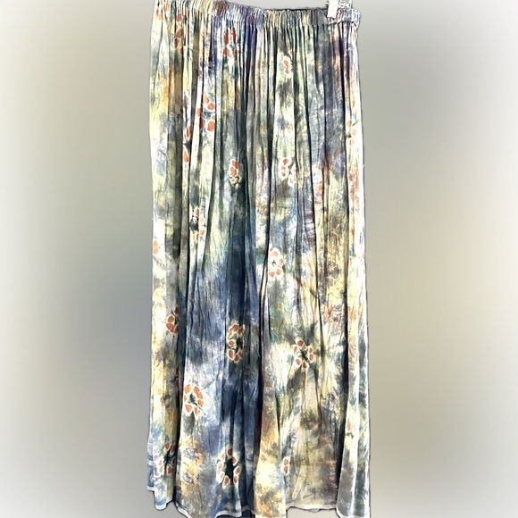 Artisan Skirt -OS - Picture 3 of 6